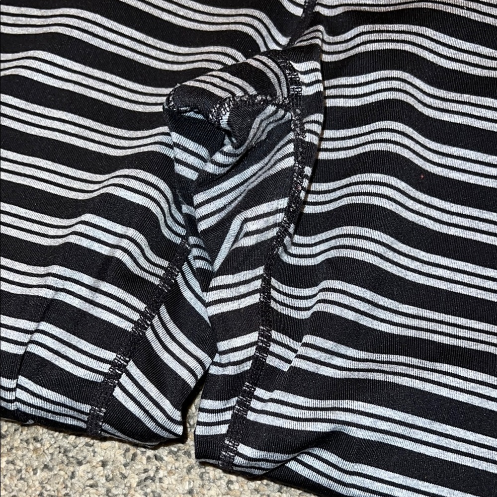 Athleta Striped Capri Leggings - Size XL - Picture 5 of 6